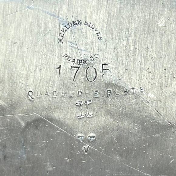 Vintage Meriden 11" Silver Plate Platter - Quadruple Plate 1705 II V - Picture 3 of 10